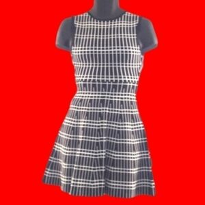 Black and White Fitted Mini Dress, XS